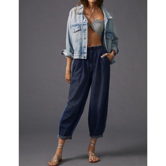 ~~ANTHROPOLOGIE Pilcro Porto 31 Pleated High Rise Tapered Jeans Dark Blue Pocket - Picture 4 of 16